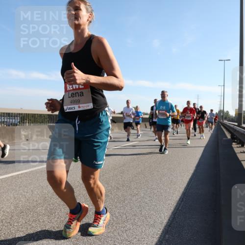 03.10.2025 - Köhlbrandbrückenlauf Yannick Fuchs http://msf.ph/oto/9179276 03.10.2025 11:19:16 Position 3 4999 meine-sportfotos.de