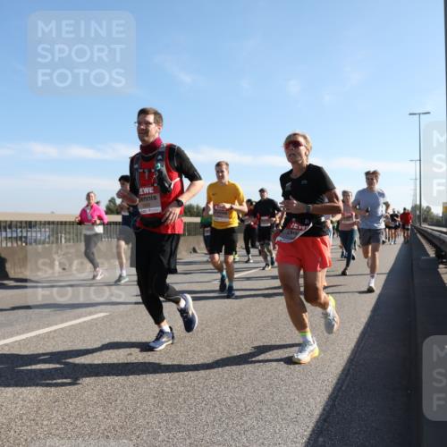 03.10.2025 - Köhlbrandbrückenlauf Yannick Fuchs http://msf.ph/oto/9179311 03.10.2025 11:19:20 Position 3 5520 meine-sportfotos.de