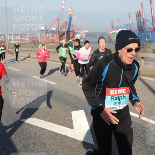 03.10.2025 - Köhlbrandbrückenlauf Yannick Fuchs http://msf.ph/oto/9179312 03.10.2025 08:52:00 Position 2 3116 meine-sportfotos.de