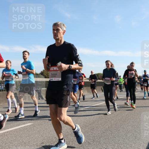 03.10.2025 - Köhlbrandbrückenlauf Yannick Fuchs http://msf.ph/oto/9179340 03.10.2025 11:19:23 Position 3 4638, 6743, 5186 meine-sportfotos.de