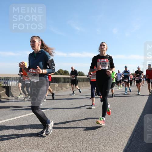 03.10.2025 - Köhlbrandbrückenlauf Yannick Fuchs http://msf.ph/oto/9179352 03.10.2025 11:19:24 Position 3 5186, 4307 meine-sportfotos.de