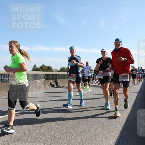 03.10.2025 - Köhlbrandbrückenlauf Yannick Fuchs http://msf.ph/oto/9179368 03.10.2025 11:19:26 Position 3 4620, 4064, 4704 meine-sportfotos.de