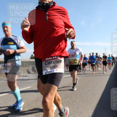 03.10.2025 - Köhlbrandbrückenlauf Yannick Fuchs http://msf.ph/oto/9179378 03.10.2025 11:19:27 Position 3 4704 meine-sportfotos.de