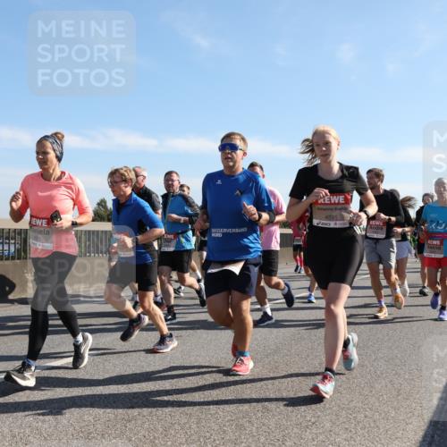03.10.2025 - Köhlbrandbrückenlauf Yannick Fuchs http://msf.ph/oto/9179399 03.10.2025 11:19:30 Position 3 4933, 4591 meine-sportfotos.de