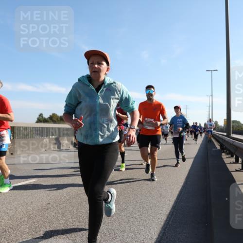 03.10.2025 - Köhlbrandbrückenlauf Yannick Fuchs http://msf.ph/oto/9179446 03.10.2025 11:19:34 Position 3  meine-sportfotos.de