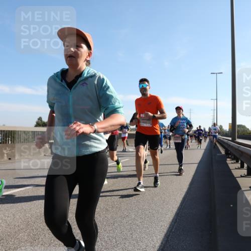 03.10.2025 - Köhlbrandbrückenlauf Yannick Fuchs http://msf.ph/oto/9179448 03.10.2025 11:19:34 Position 3 4683 meine-sportfotos.de