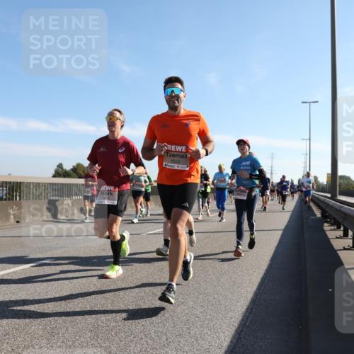 03.10.2025 - Köhlbrandbrückenlauf Yannick Fuchs http://msf.ph/oto/9179453 03.10.2025 11:19:35 Position 3 5522 meine-sportfotos.de