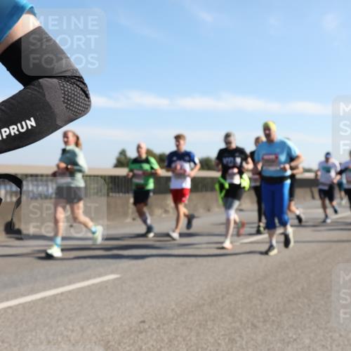 03.10.2025 - Köhlbrandbrückenlauf Yannick Fuchs http://msf.ph/oto/9179474 03.10.2025 11:19:36 Position 3  meine-sportfotos.de