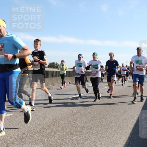 03.10.2025 - Köhlbrandbrückenlauf Yannick Fuchs http://msf.ph/oto/9179488 03.10.2025 11:19:38 Position 3 6226, 6225, 5061 meine-sportfotos.de