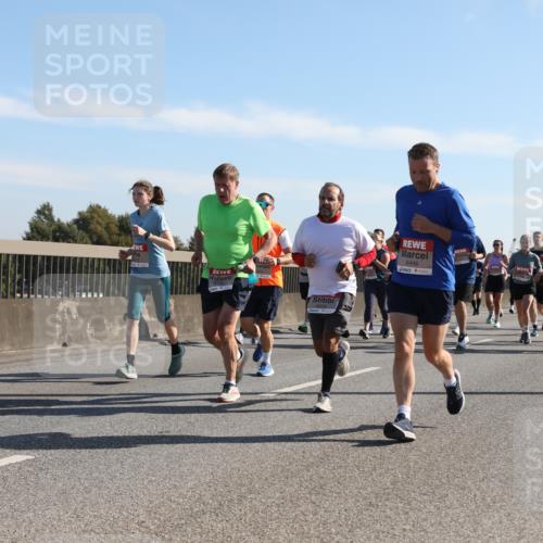 03.10.2025 - Köhlbrandbrückenlauf Yannick Fuchs http://msf.ph/oto/9179528 03.10.2025 11:19:41 Position 3 6448 meine-sportfotos.de