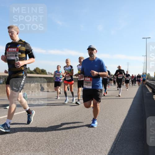 03.10.2025 - Köhlbrandbrückenlauf Yannick Fuchs http://msf.ph/oto/9179586 03.10.2025 11:19:47 Position 3 5025, 6473 meine-sportfotos.de