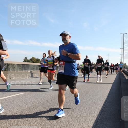 03.10.2025 - Köhlbrandbrückenlauf Yannick Fuchs http://msf.ph/oto/9179588 03.10.2025 11:19:47 Position 3  meine-sportfotos.de
