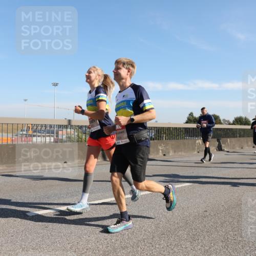 03.10.2025 - Köhlbrandbrückenlauf Yannick Fuchs http://msf.ph/oto/9179599 03.10.2025 11:19:48 Position 3 1020, 6634 meine-sportfotos.de