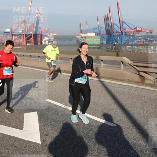 03.10.2025 - Köhlbrandbrückenlauf Yannick Fuchs http://msf.ph/oto/9179609 03.10.2025 08:52:38 Position 2 1698 meine-sportfotos.de