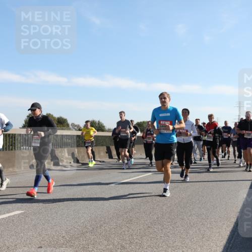 03.10.2025 - Köhlbrandbrückenlauf Yannick Fuchs http://msf.ph/oto/9179634 03.10.2025 11:19:52 Position 3  meine-sportfotos.de