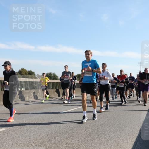 03.10.2025 - Köhlbrandbrückenlauf Yannick Fuchs http://msf.ph/oto/9179636 03.10.2025 11:19:52 Position 3 6372 meine-sportfotos.de