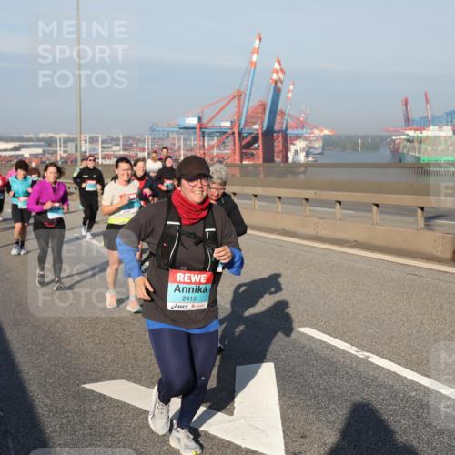 03.10.2025 - Köhlbrandbrückenlauf Yannick Fuchs http://msf.ph/oto/9179637 03.10.2025 08:52:41 Position 2 2415 meine-sportfotos.de