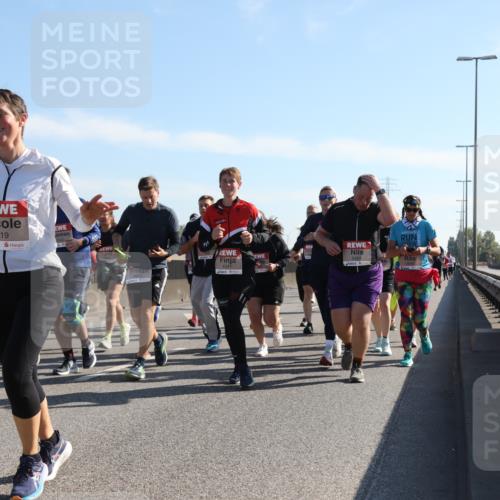 03.10.2025 - Köhlbrandbrückenlauf Yannick Fuchs http://msf.ph/oto/9179656 03.10.2025 11:19:54 Position 3 4519, 4341, 5493 meine-sportfotos.de