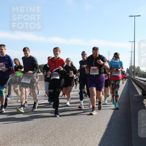 03.10.2025 - Köhlbrandbrückenlauf Yannick Fuchs http://msf.ph/oto/9179660 03.10.2025 11:19:54 Position 3 5073, 4341 meine-sportfotos.de
