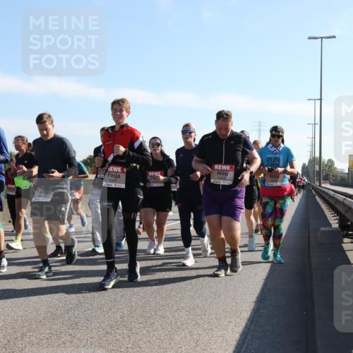 03.10.2025 - Köhlbrandbrückenlauf Yannick Fuchs http://msf.ph/oto/9179662 03.10.2025 11:19:55 Position 3 4341, 5493 meine-sportfotos.de