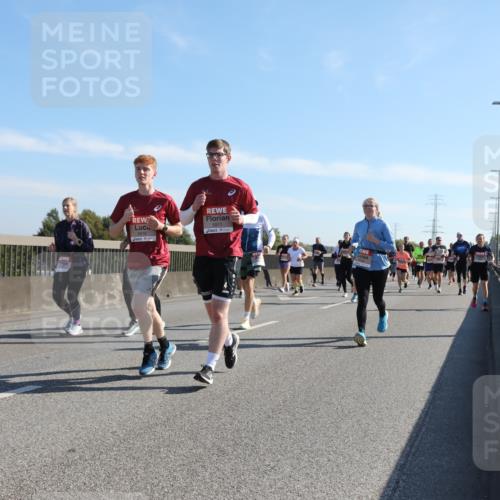03.10.2025 - Köhlbrandbrückenlauf Yannick Fuchs http://msf.ph/oto/9179702 03.10.2025 11:19:59 Position 3 5911 meine-sportfotos.de
