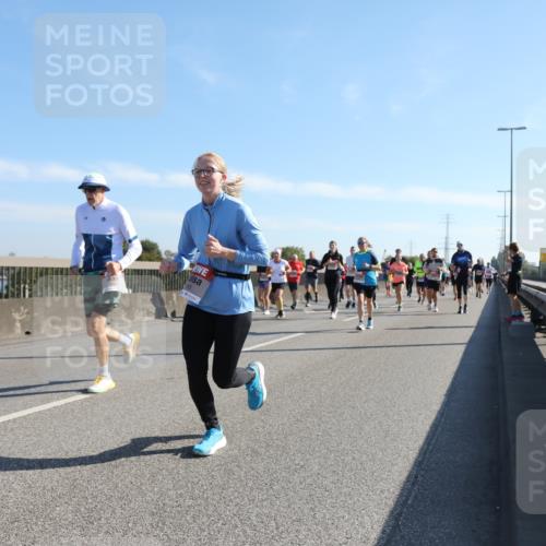 03.10.2025 - Köhlbrandbrückenlauf Yannick Fuchs http://msf.ph/oto/9179717 03.10.2025 11:20:00 Position 3  meine-sportfotos.de