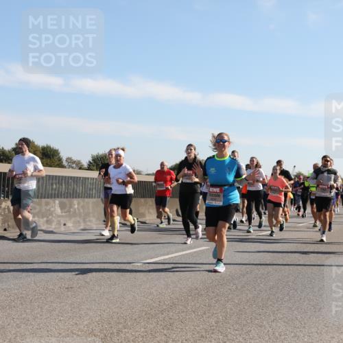 03.10.2025 - Köhlbrandbrückenlauf Yannick Fuchs http://msf.ph/oto/9179725 03.10.2025 11:20:02 Position 3  meine-sportfotos.de