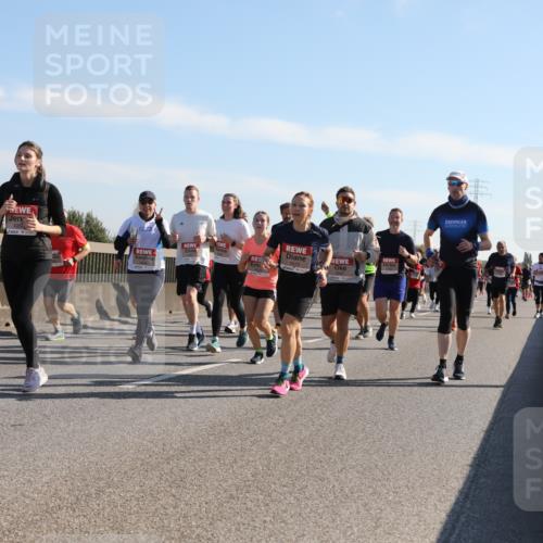 03.10.2025 - Köhlbrandbrückenlauf Yannick Fuchs http://msf.ph/oto/9179738 03.10.2025 11:20:03 Position 3 4915 meine-sportfotos.de