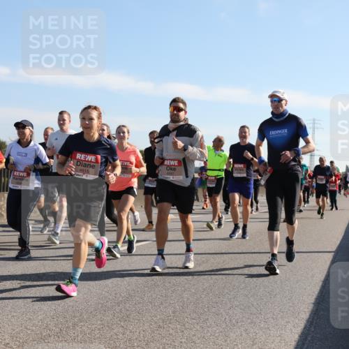 03.10.2025 - Köhlbrandbrückenlauf Yannick Fuchs http://msf.ph/oto/9179750 03.10.2025 11:20:04 Position 3 6587, 4915, 5544 meine-sportfotos.de