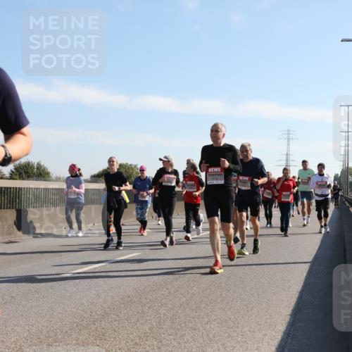03.10.2025 - Köhlbrandbrückenlauf Yannick Fuchs http://msf.ph/oto/9179785 03.10.2025 11:20:07 Position 3 4760 meine-sportfotos.de