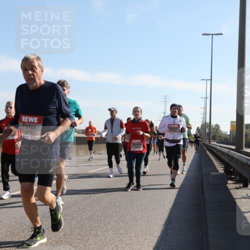 03.10.2025 - Köhlbrandbrückenlauf Yannick Fuchs http://msf.ph/oto/9179807 03.10.2025 11:20:09 Position 3 4756 meine-sportfotos.de