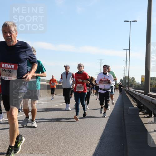 03.10.2025 - Köhlbrandbrückenlauf Yannick Fuchs http://msf.ph/oto/9179808 03.10.2025 11:20:09 Position 3 4756 meine-sportfotos.de