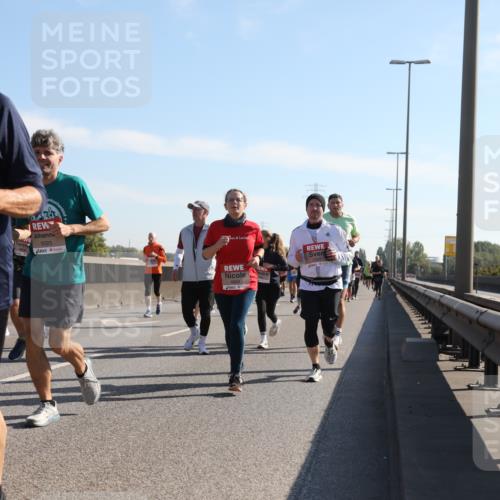 03.10.2025 - Köhlbrandbrückenlauf Yannick Fuchs http://msf.ph/oto/9179812 03.10.2025 11:20:09 Position 3 4756, 5023 meine-sportfotos.de