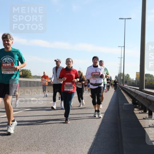 03.10.2025 - Köhlbrandbrückenlauf Yannick Fuchs http://msf.ph/oto/9179815 03.10.2025 11:20:10 Position 3 5023, 4869 meine-sportfotos.de
