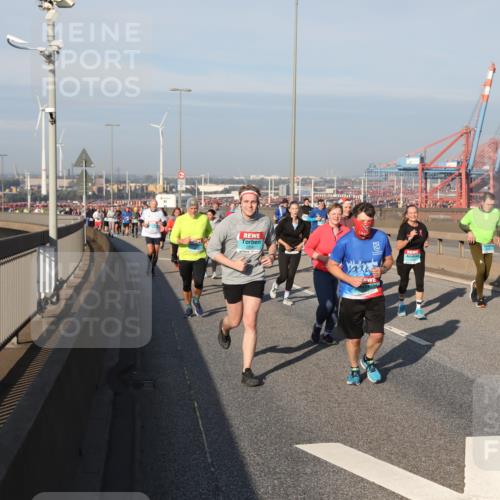 03.10.2025 - Köhlbrandbrückenlauf Yannick Fuchs http://msf.ph/oto/9179826 03.10.2025 08:53:05 Position 2  meine-sportfotos.de