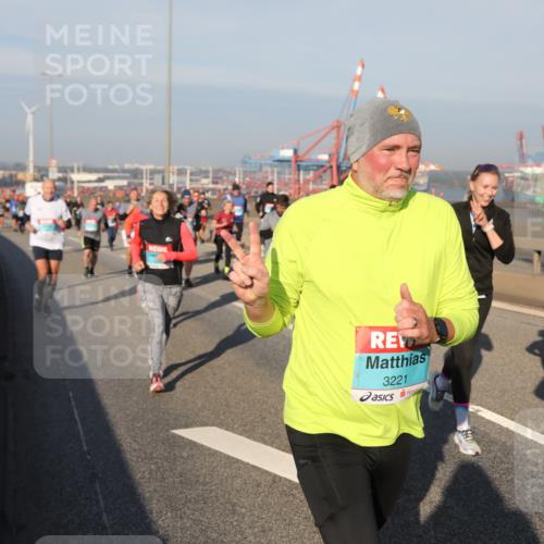 03.10.2025 - Köhlbrandbrückenlauf Yannick Fuchs http://msf.ph/oto/9179852 03.10.2025 08:53:09 Position 2 3221 meine-sportfotos.de