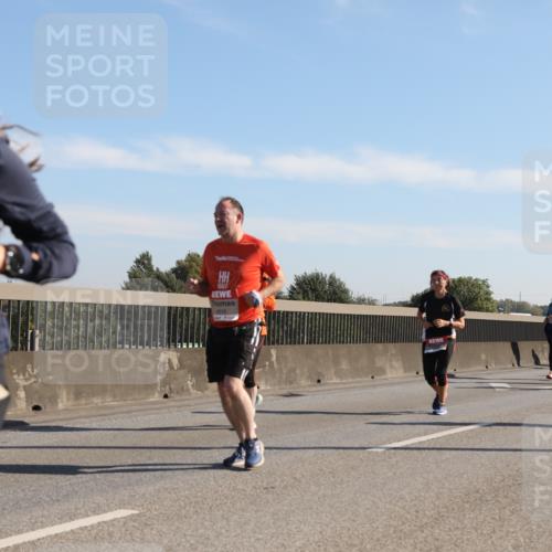 03.10.2025 - Köhlbrandbrückenlauf Yannick Fuchs http://msf.ph/oto/9179853 03.10.2025 11:20:13 Position 3 465, 4616 meine-sportfotos.de