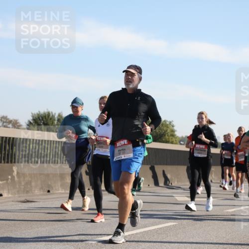 03.10.2025 - Köhlbrandbrückenlauf Yannick Fuchs http://msf.ph/oto/9179878 03.10.2025 11:20:17 Position 3 6509, 6735 meine-sportfotos.de