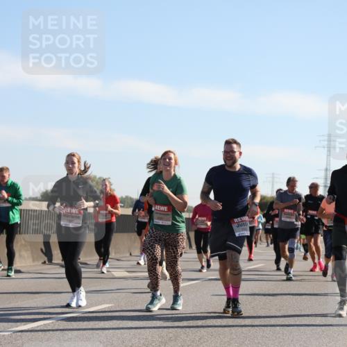 03.10.2025 - Köhlbrandbrückenlauf Yannick Fuchs http://msf.ph/oto/9179885 03.10.2025 11:20:18 Position 3 4855, 4291, 6299 meine-sportfotos.de