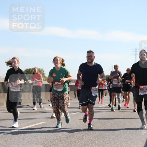 03.10.2025 - Köhlbrandbrückenlauf Yannick Fuchs http://msf.ph/oto/9179889 03.10.2025 11:20:18 Position 3 4855, 4291, 6299 meine-sportfotos.de