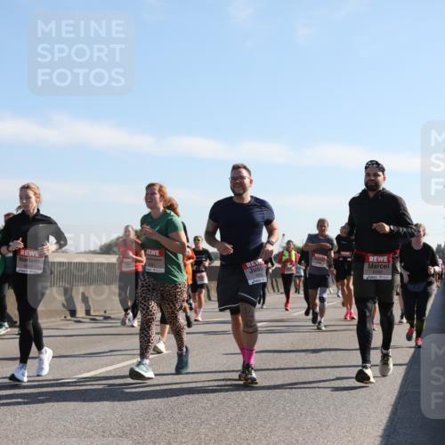 03.10.2025 - Köhlbrandbrückenlauf Yannick Fuchs http://msf.ph/oto/9179893 03.10.2025 11:20:19 Position 3 4855 meine-sportfotos.de