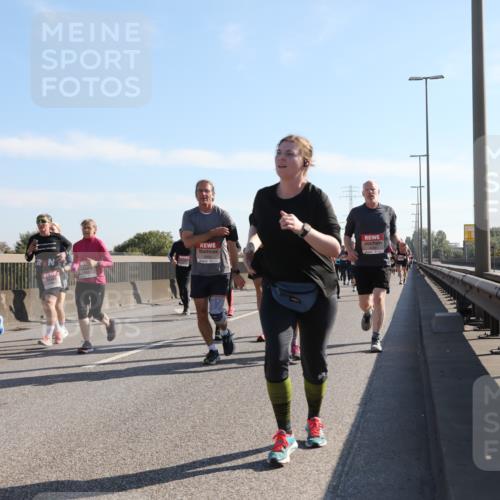 03.10.2025 - Köhlbrandbrückenlauf Yannick Fuchs http://msf.ph/oto/9179912 03.10.2025 11:20:21 Position 3 4553 meine-sportfotos.de