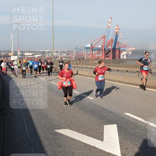 03.10.2025 - Köhlbrandbrückenlauf Yannick Fuchs http://msf.ph/oto/9179918 03.10.2025 08:53:16 Position 2  meine-sportfotos.de