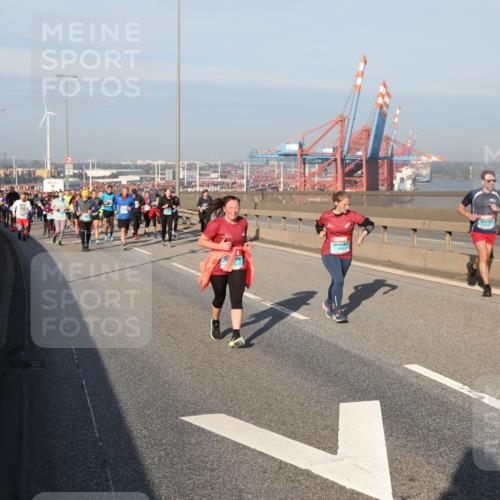 03.10.2025 - Köhlbrandbrückenlauf Yannick Fuchs http://msf.ph/oto/9179921 03.10.2025 08:53:17 Position 2  meine-sportfotos.de