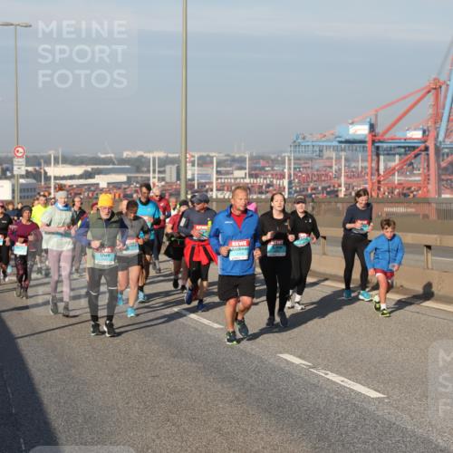 03.10.2025 - Köhlbrandbrückenlauf Yannick Fuchs http://msf.ph/oto/9179929 03.10.2025 08:53:21 Position 2  meine-sportfotos.de