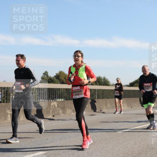 03.10.2025 - Köhlbrandbrückenlauf Yannick Fuchs http://msf.ph/oto/9179932 03.10.2025 11:20:25 Position 3 468, 4696, 4587 meine-sportfotos.de
