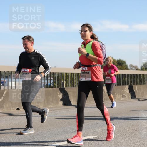 03.10.2025 - Köhlbrandbrückenlauf Yannick Fuchs http://msf.ph/oto/9179938 03.10.2025 11:20:25 Position 3 4684, 6066, 4696 meine-sportfotos.de