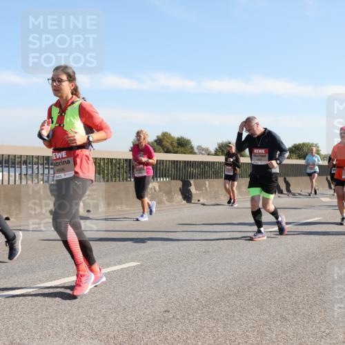 03.10.2025 - Köhlbrandbrückenlauf Yannick Fuchs http://msf.ph/oto/9179941 03.10.2025 11:20:25 Position 3 4696, 4587 meine-sportfotos.de