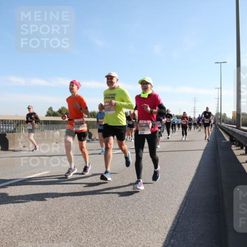 03.10.2025 - Köhlbrandbrückenlauf Yannick Fuchs http://msf.ph/oto/9179962 03.10.2025 11:20:27 Position 3 5004 meine-sportfotos.de