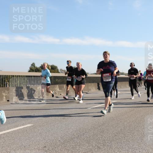 03.10.2025 - Köhlbrandbrückenlauf Yannick Fuchs http://msf.ph/oto/9179973 03.10.2025 11:20:29 Position 3  meine-sportfotos.de